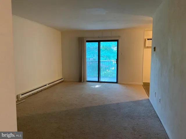 $1,900 | 400 Campbell Circle, Unit G15, Downingtown, PA 19335