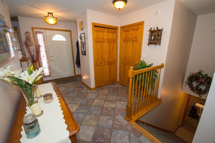 58045 Pear Road South Bend, IN 46619 - Photo 2 of 32 Gallery Image 2