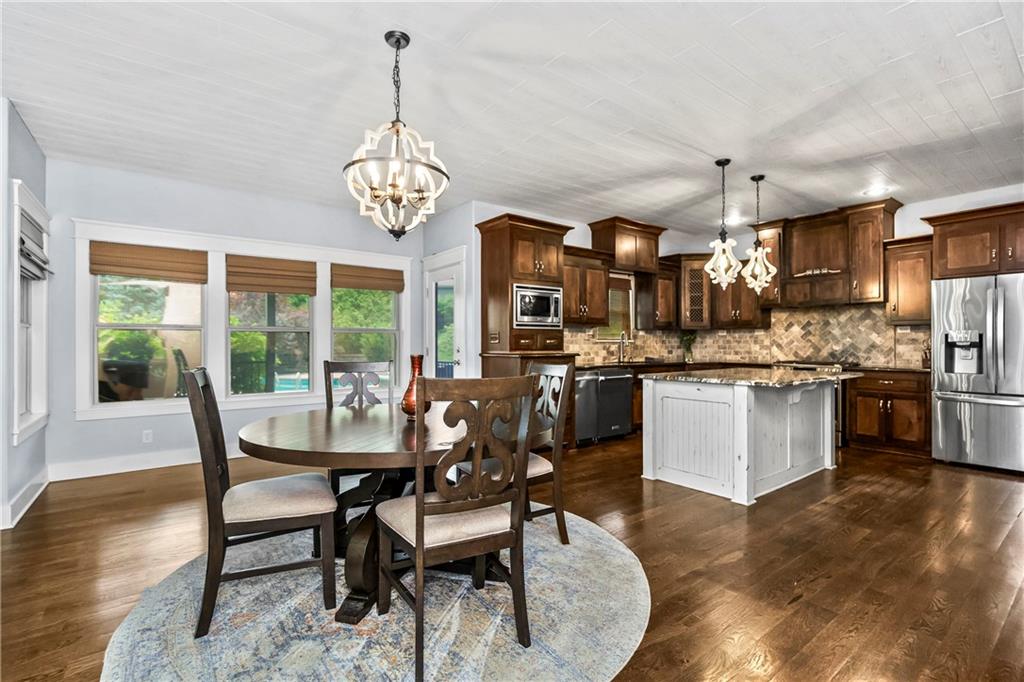 4527 Verona Drive Riverside, MO 64150 - Photo 8 of 35