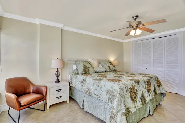 $4,200 | 1021 Hillsboro Mile, Unit 1108, Hillsboro Beach, FL 33064