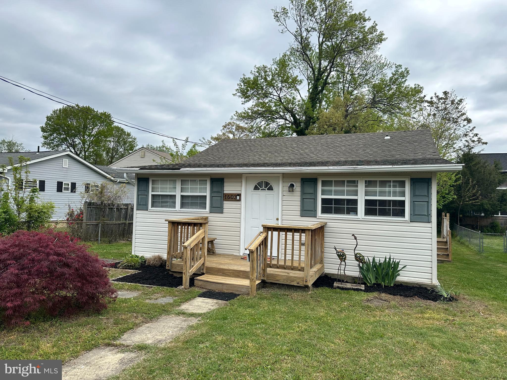 1603 Ruxton Road Edgewater, MD 21037 - Photo 1 of 16
