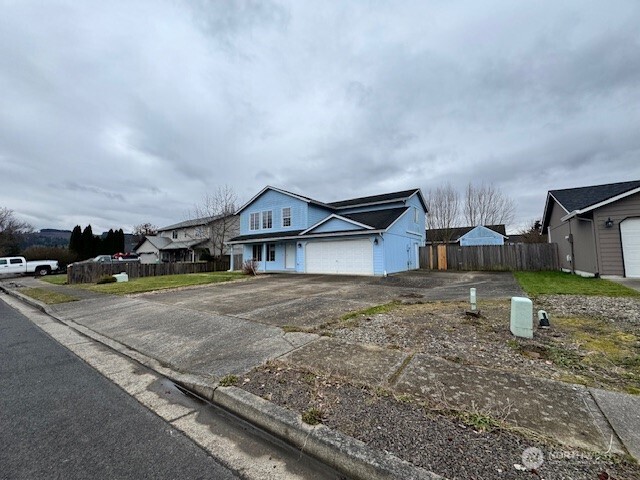 147 Vermillion Road Kelso, WA 98626 - Photo 3 of 31 Gallery Image 3
