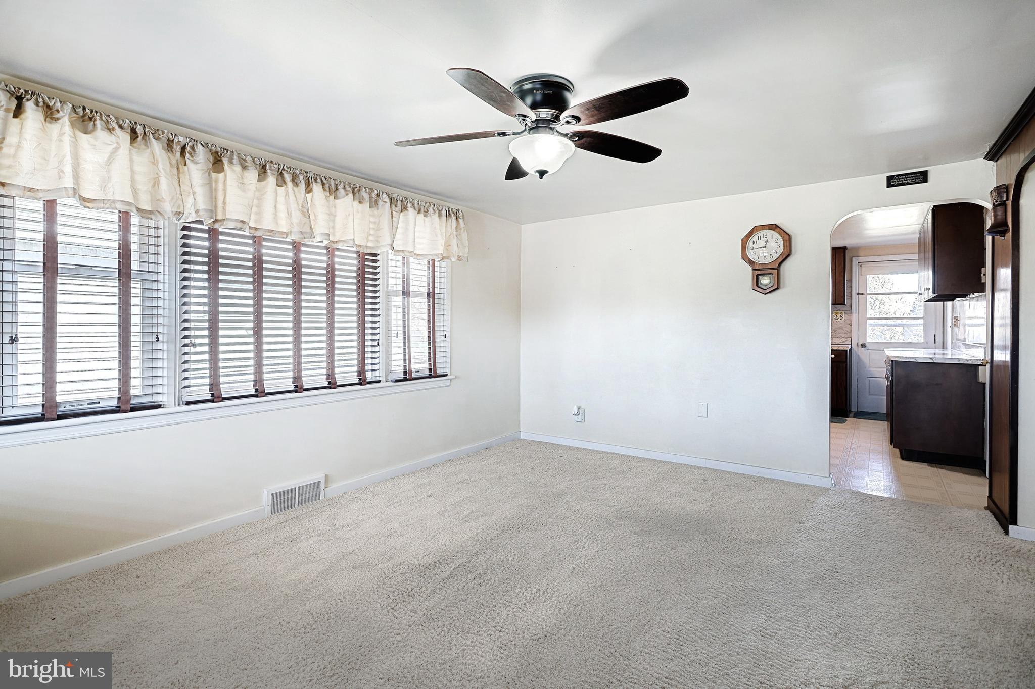 2531 Joppa Road York, PA 17403 - Photo 10 of 38