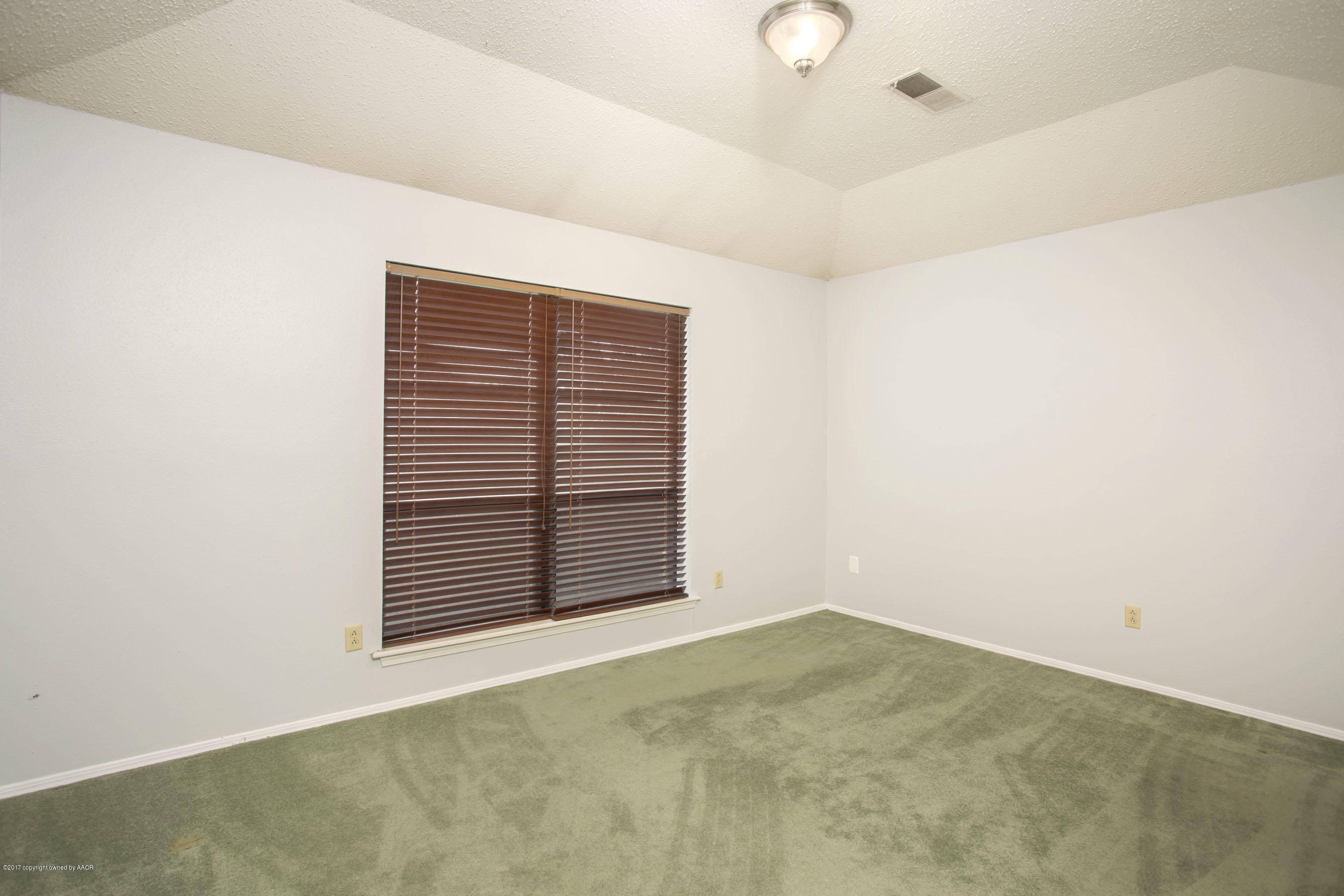 5315 Raindrop Lane Amarillo, TX 79110 - Photo 16 of 29 14