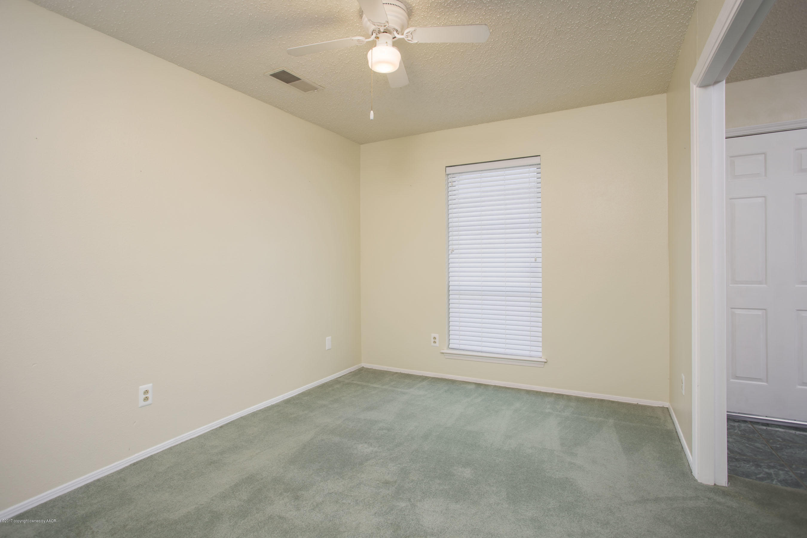5315 Raindrop Lane Amarillo, TX 79110 - Photo 25 of 29 23