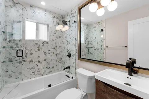 $1,200,000 | 6701 Southwest 49th Terrace, Miami, FL 33155