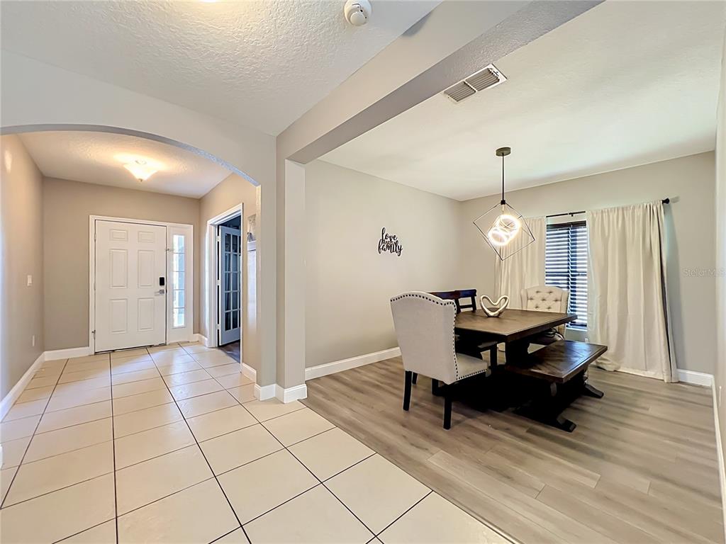 10672 Cabbage Tree Loop Orlando, FL 32825 - Photo 14 of 86