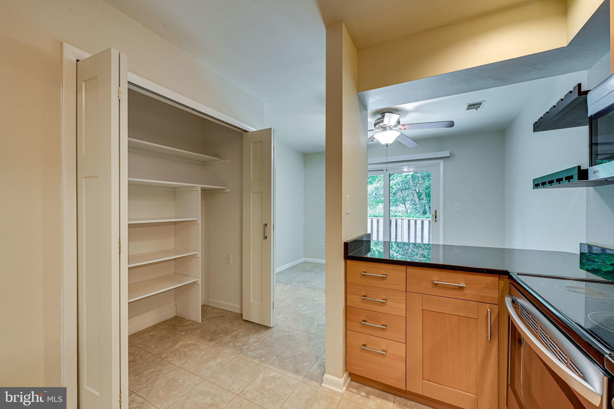 1944 Winterport Cluster Reston, VA 20191 - Photo 7 of 28 Huge Pantry