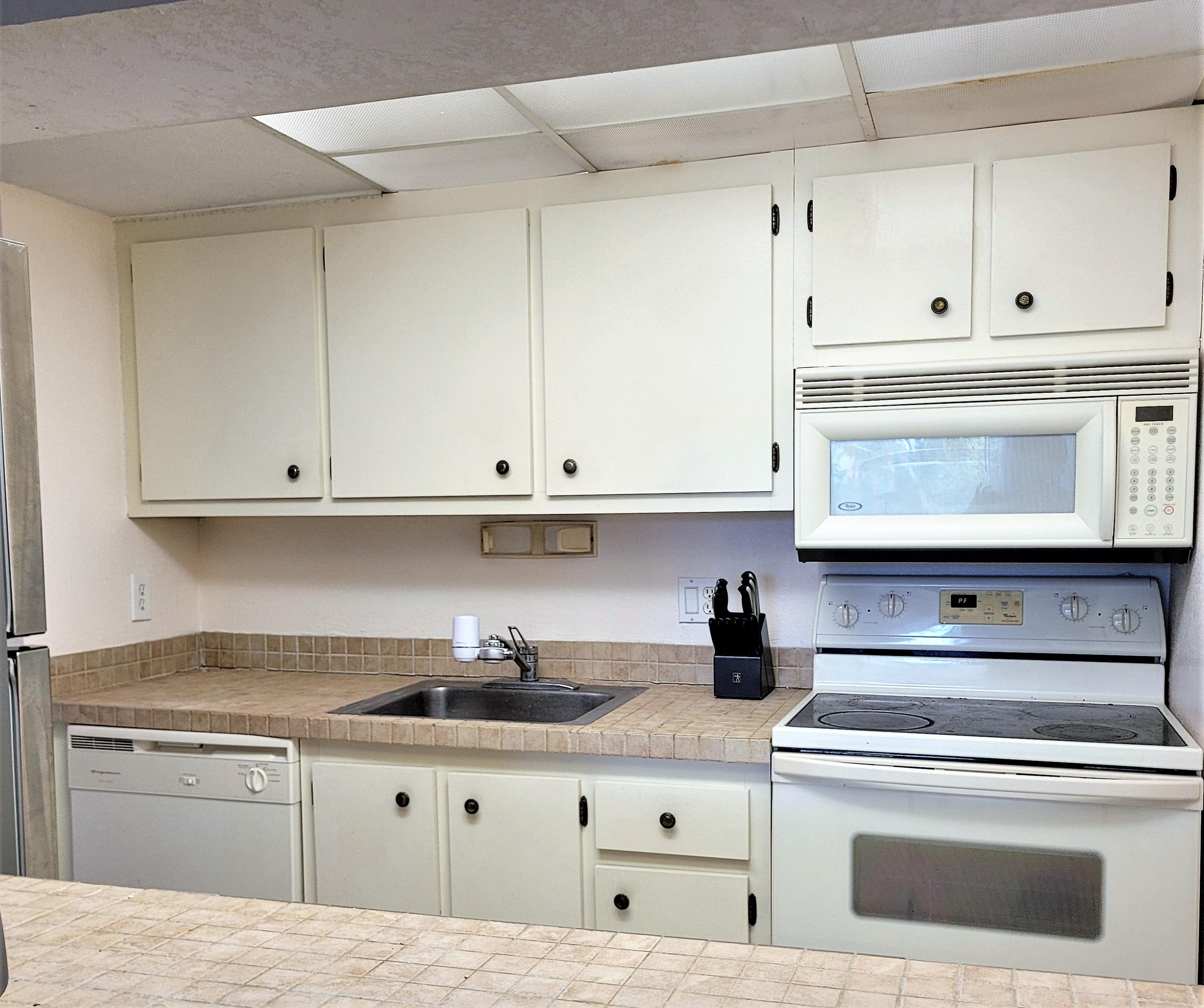 755 Dotterel Road, Unit 1209 Delray Beach, FL 33444 - Photo 15 of 28 Kitchen