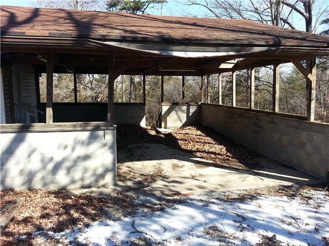 2620 Martin Branch Road McEwen, TN 37101 - Photo 4 of 15 Covered carport