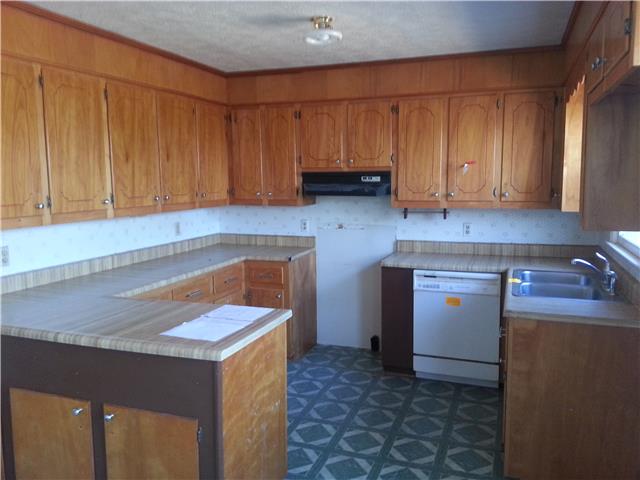 2620 Martin Branch Road McEwen, TN 37101 - Photo 7 of 15 Kitchen