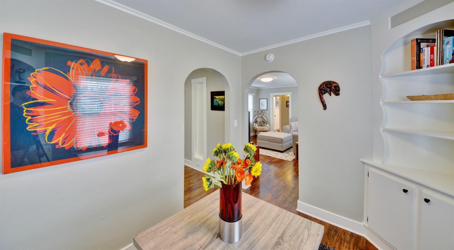 1819 Spring Street Medford, OR 97504 - Photo 12 of 27 Cozy dinning room with built-ins and cur