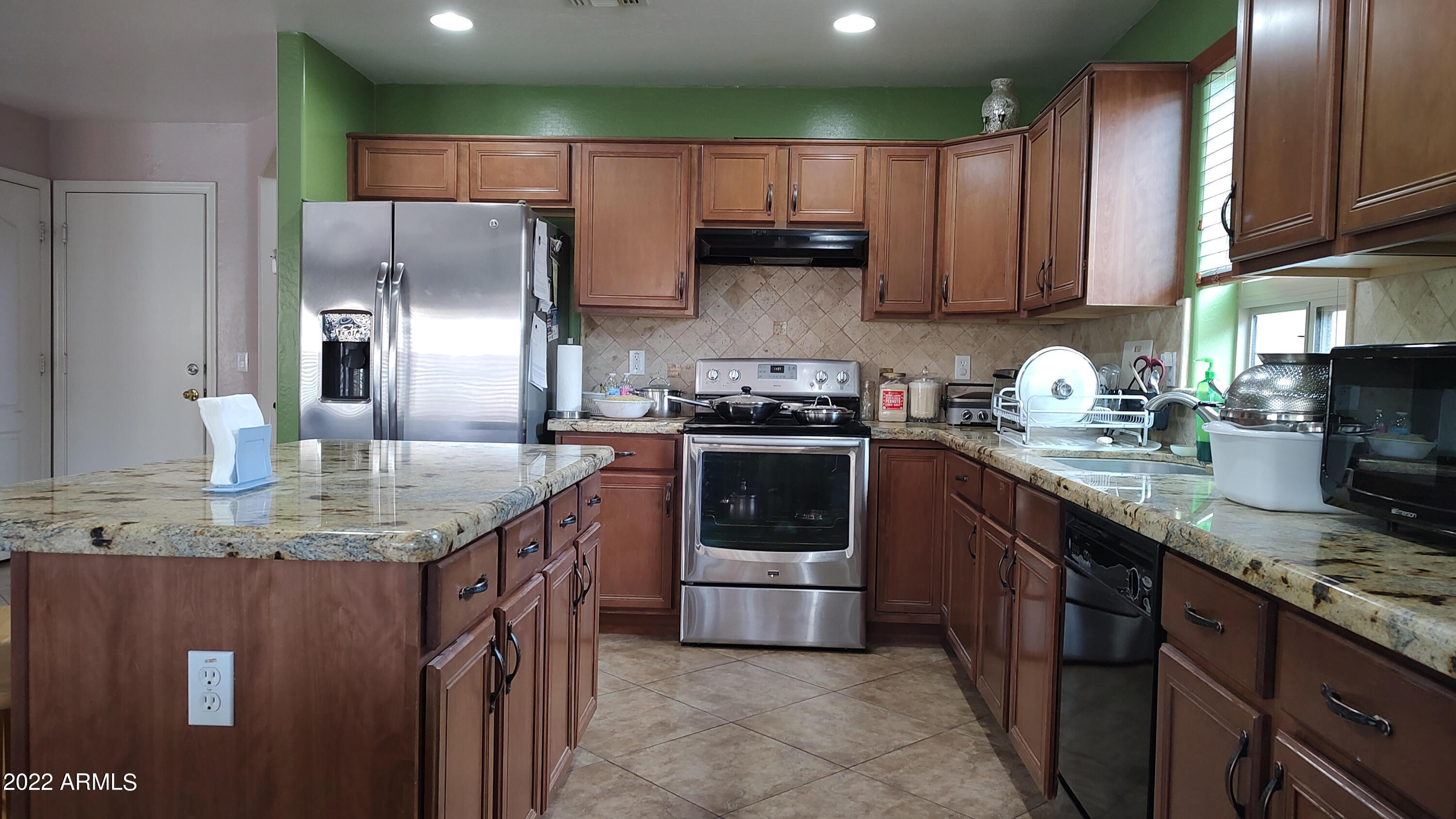 44810 West Woody Road Maricopa, AZ 85139 - Photo 6 of 11 Kitchen