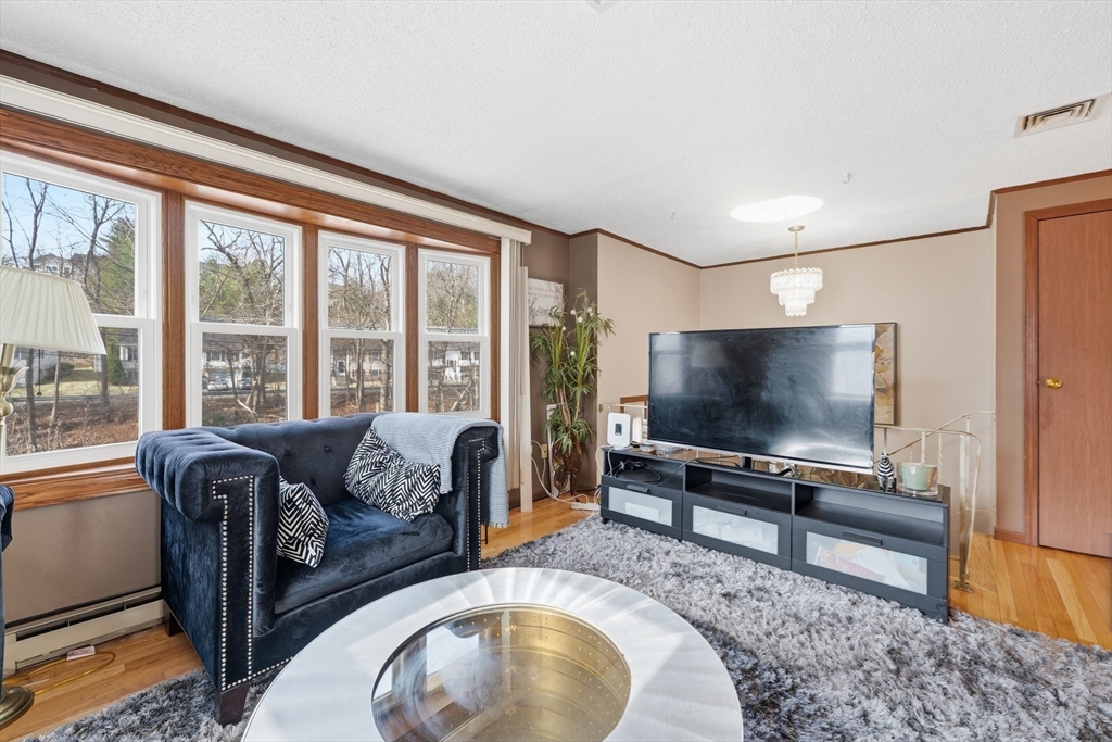 255 Cedar Brook Road Lynn, MA 01904 - Photo 6 of 27