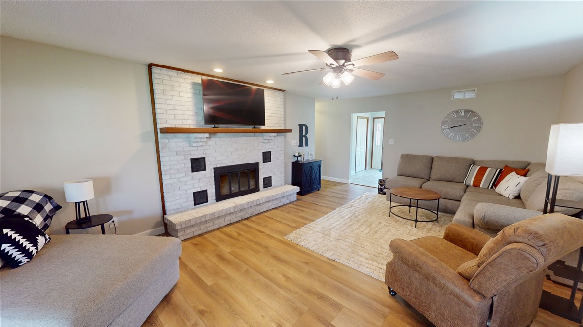 54 Del Vly Road Danville, IL 61832 - Photo 16 of 46