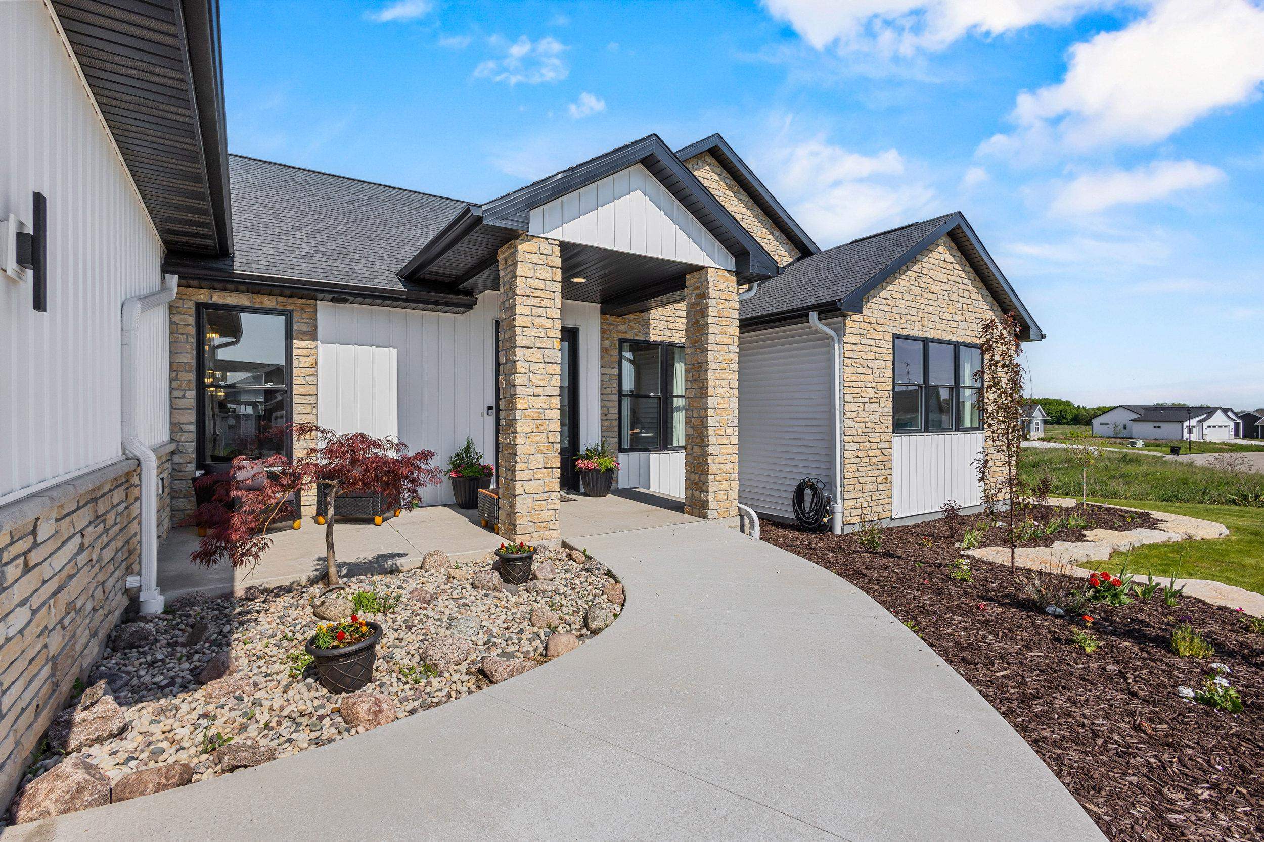 5752 North Sequoia Drive Appleton, WI 54913 - Photo 4 of 87