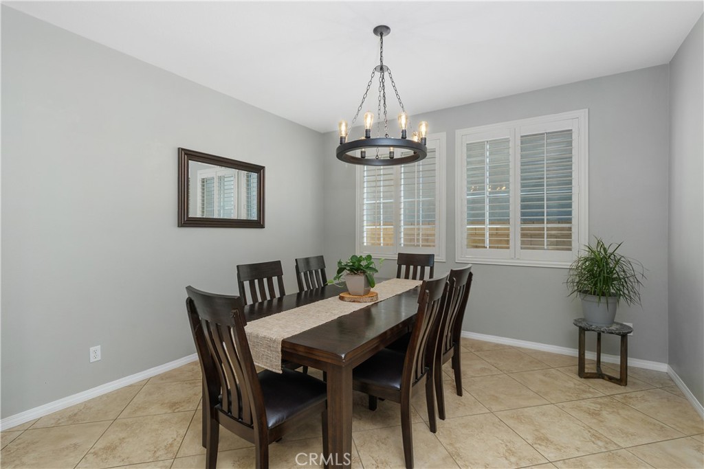 34534 Spindle Tree Street Winchester, CA 92596 - Photo 5 of 25