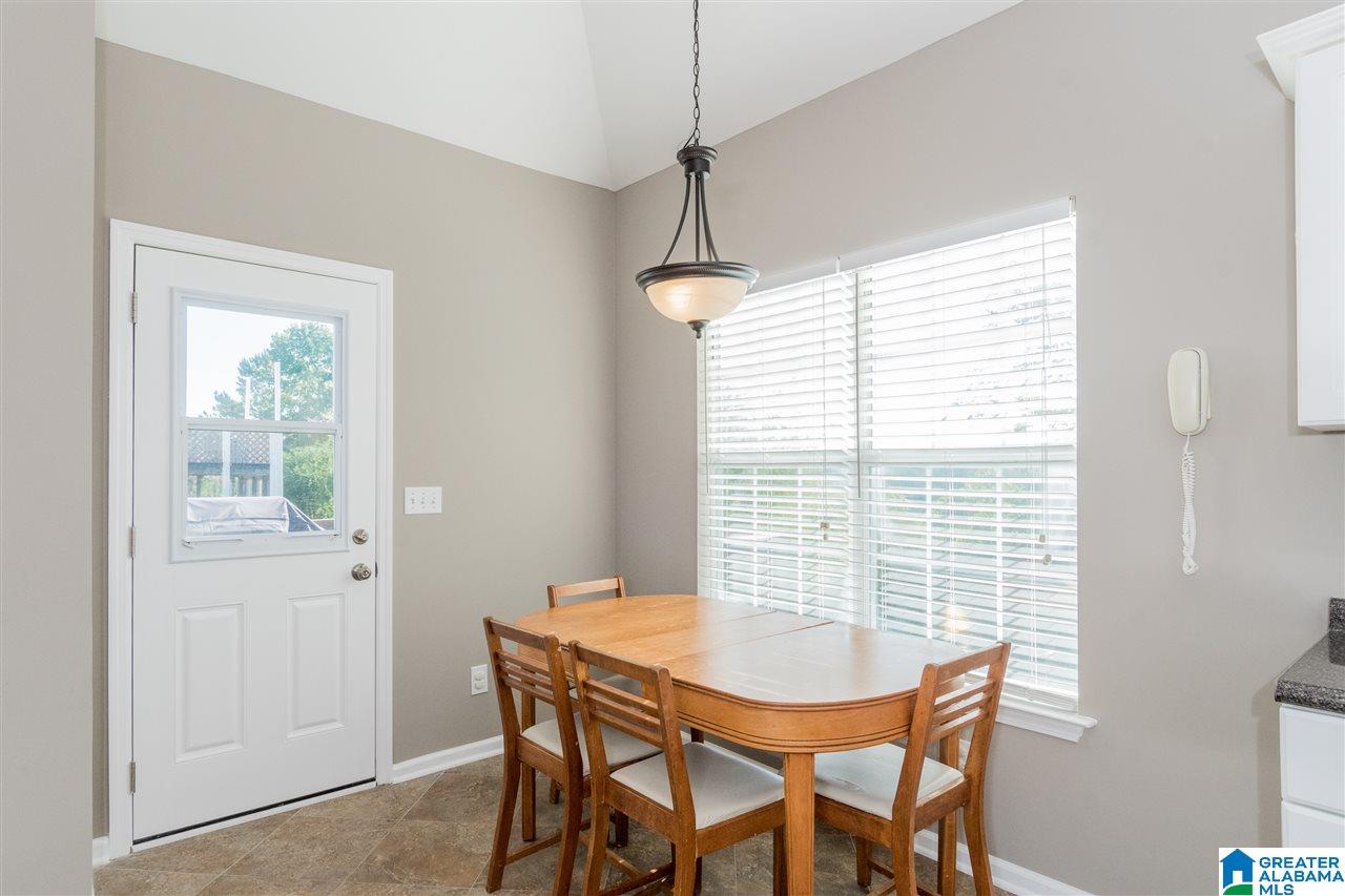 679 Bluff Park Road Hoover, AL 35226 - Photo 18 of 36