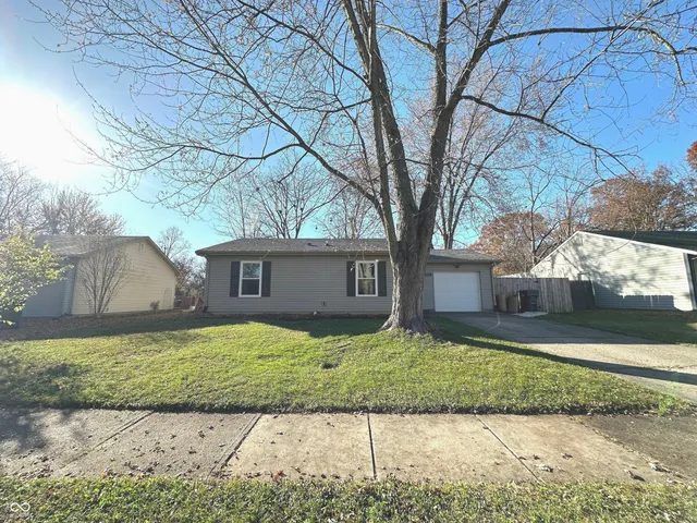 $200,000 | 2810 Heatherlea Drive, Indianapolis, IN 46229