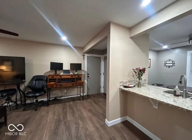 $200,000 | 2810 Heatherlea Drive, Indianapolis, IN 46229