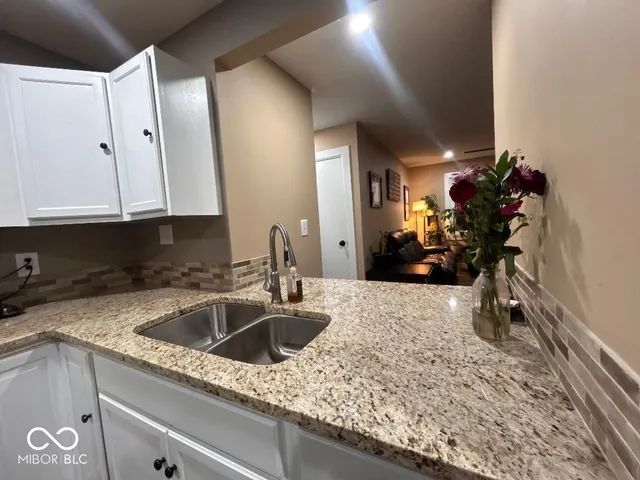 $200,000 | 2810 Heatherlea Drive, Indianapolis, IN 46229