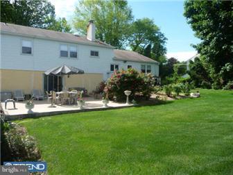 2424 Michael Road Huntingdon Valley, PA 19006 - Photo 10 of 12 Exterior Back