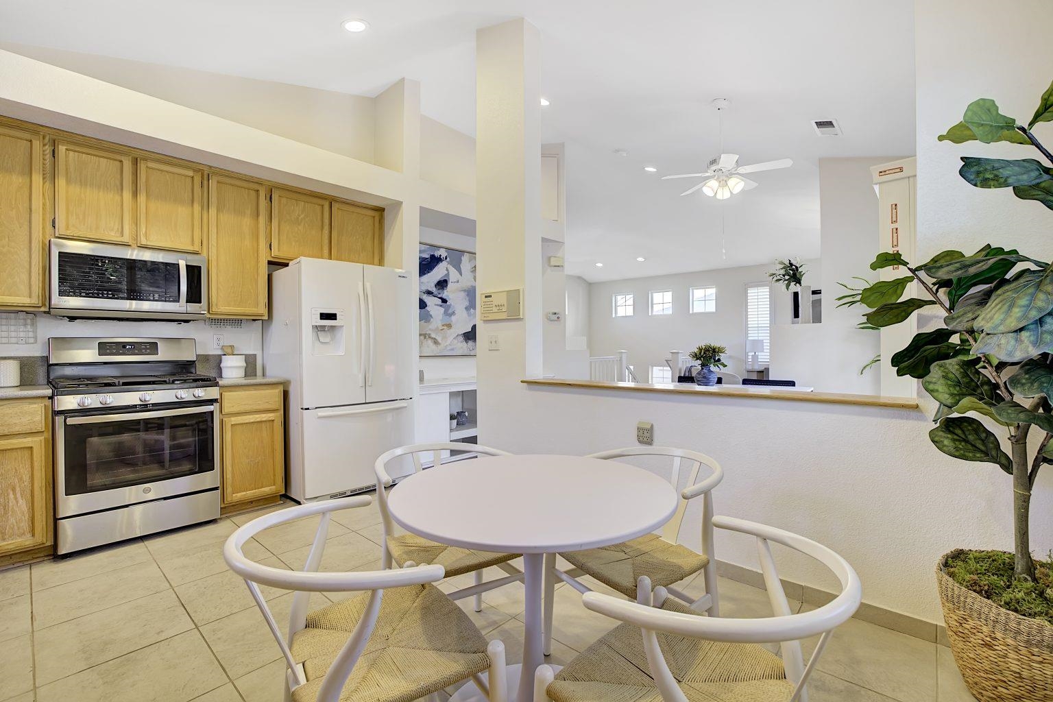 106 Triana Way San Ramon, CA 94583 - Photo 12 of 44