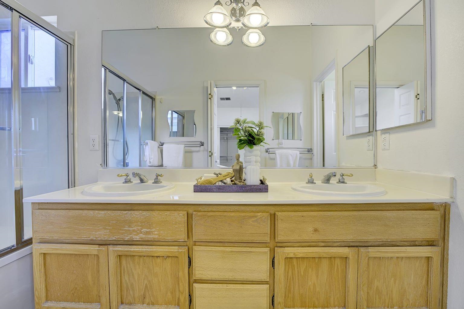 106 Triana Way San Ramon, CA 94583 - Photo 16 of 44