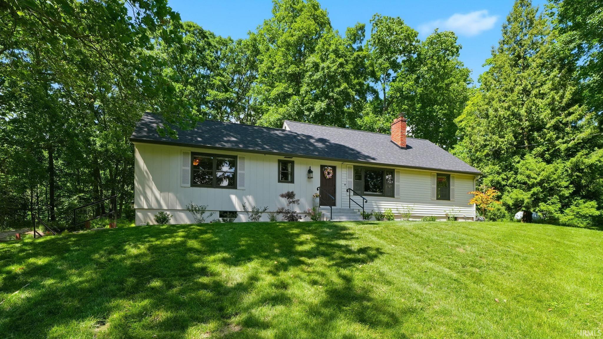 537 East Till Road Fort Wayne, IN 46825 - Photo 2 of 50