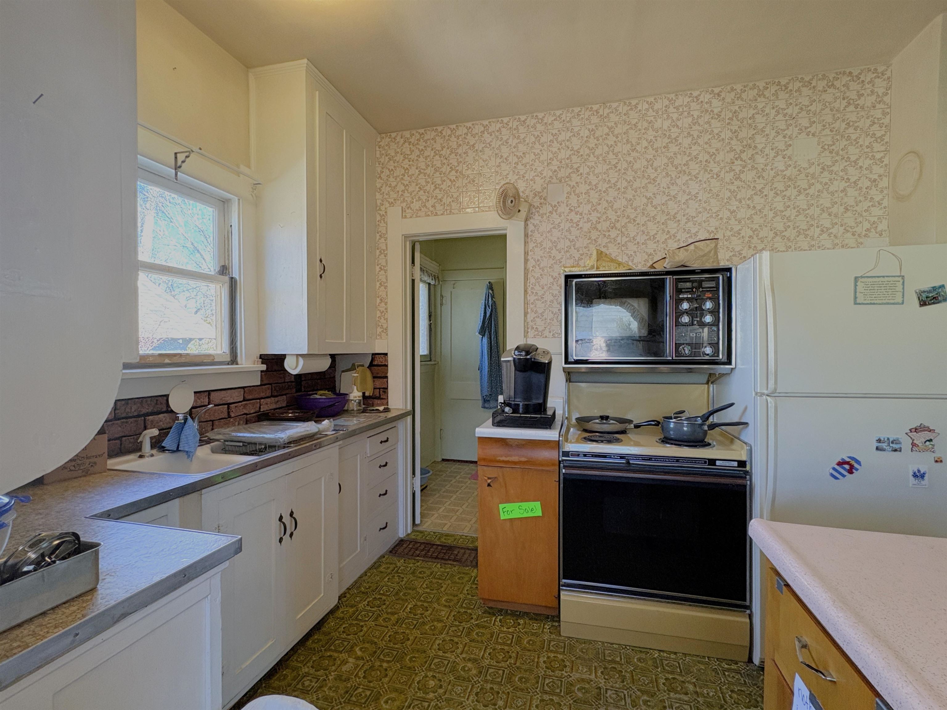 262 South Fenway Street Casper, WY 82601 - Photo 2 of 21