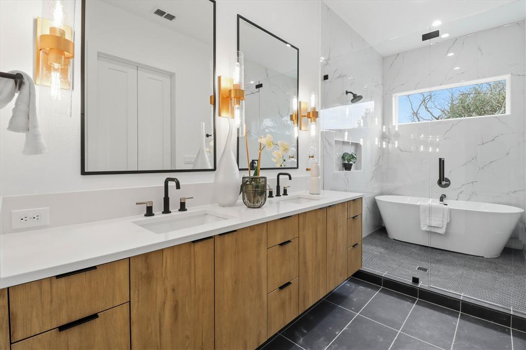 628 Wayne Street Dallas, TX 75223 - Photo 20 of 33