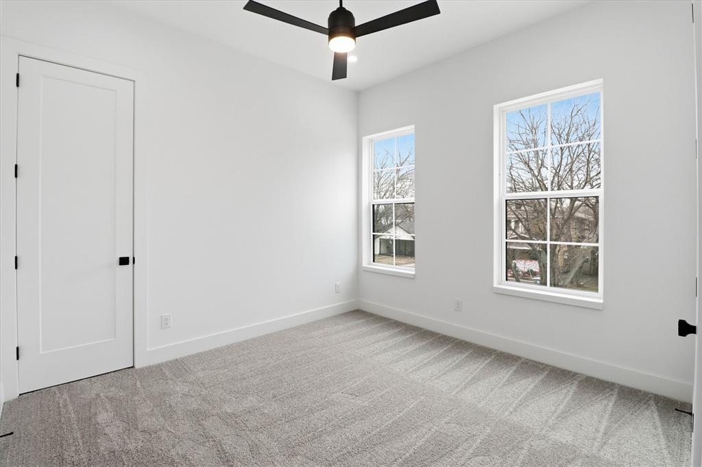 628 Wayne Street Dallas, TX 75223 - Photo 24 of 33