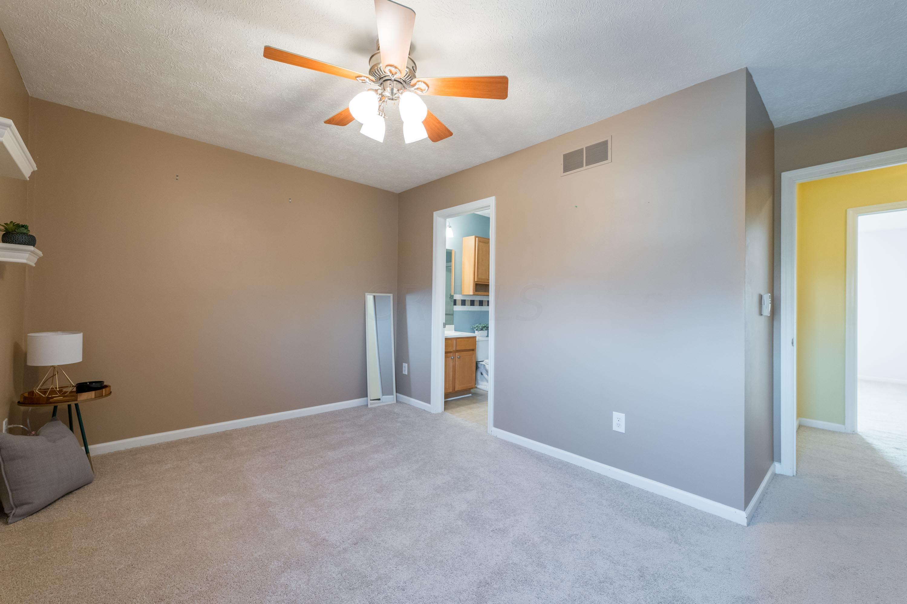7762 Sawmill Road Dublin, OH 43016 - Photo 21 of 38 BR 2 with dedicated full bath