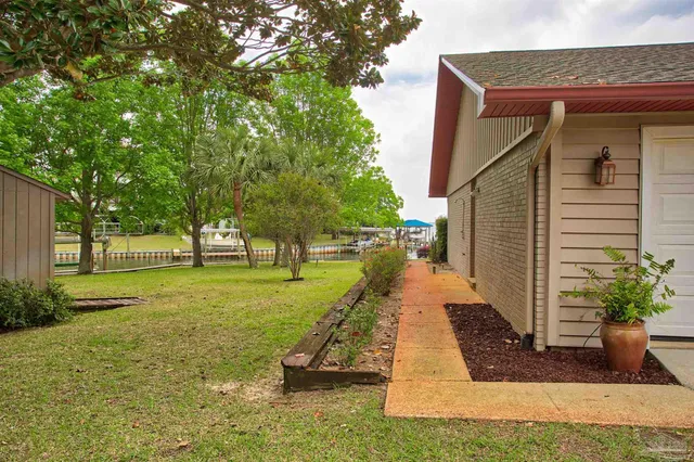 $875,000 | 1090 Park Lane, Gulf Breeze, FL 32563