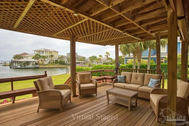 $875,000 | 1090 Park Lane, Gulf Breeze, FL 32563