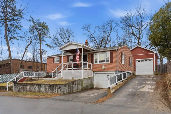 $499,000 | 10 St Josephs Drive, Nashua, NH 03060