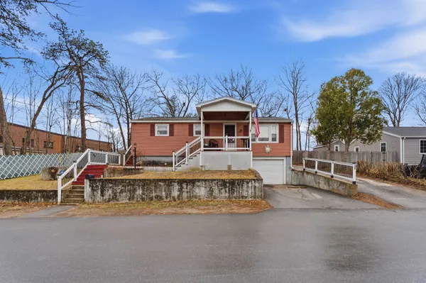 $499,000 | 10 St Josephs Drive, Nashua, NH 03060