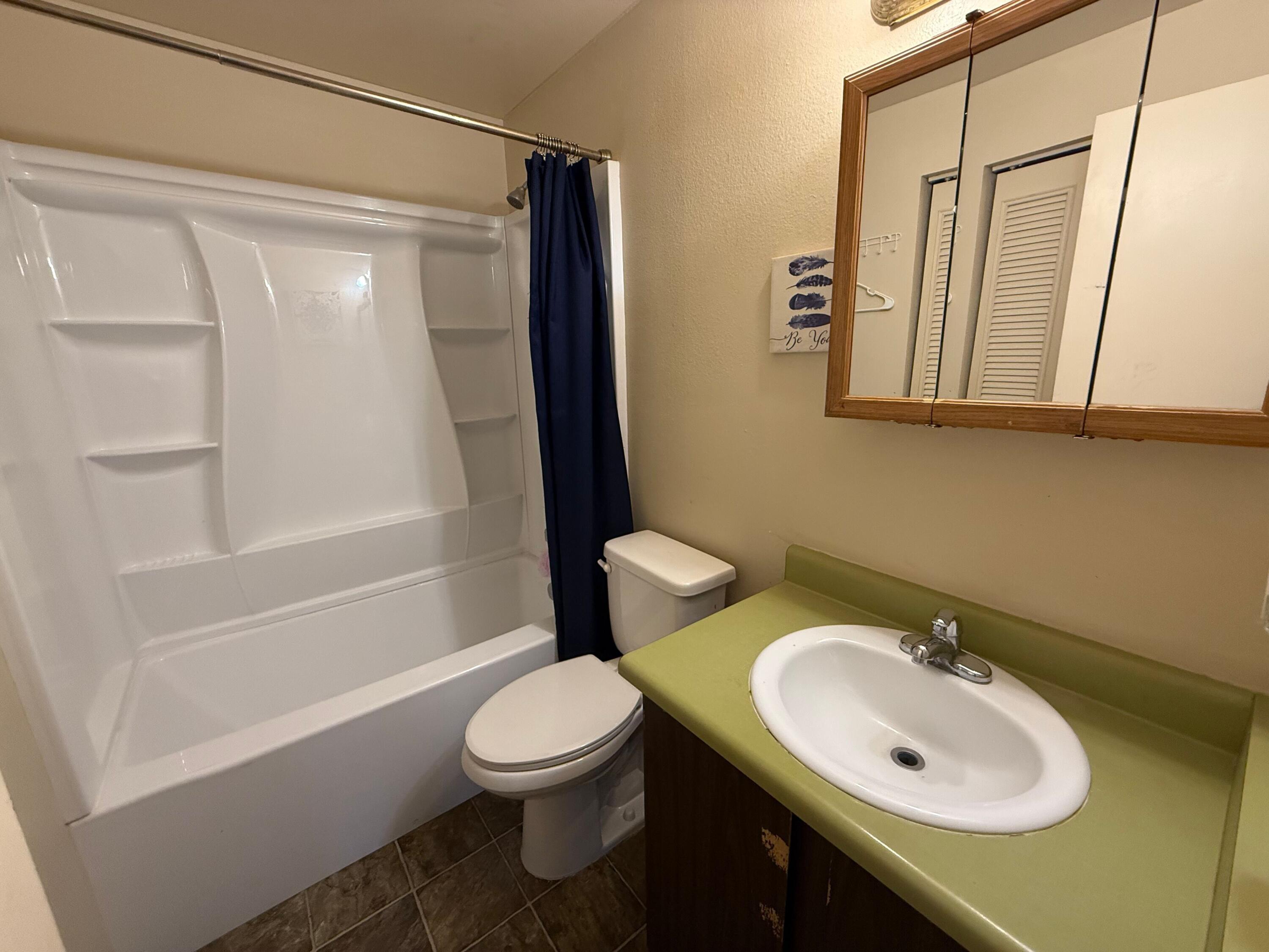 1700 Northeast Wells Acres Road, Unit 3 Bend, OR 97701 - Photo 10 of 15 IMG_0311