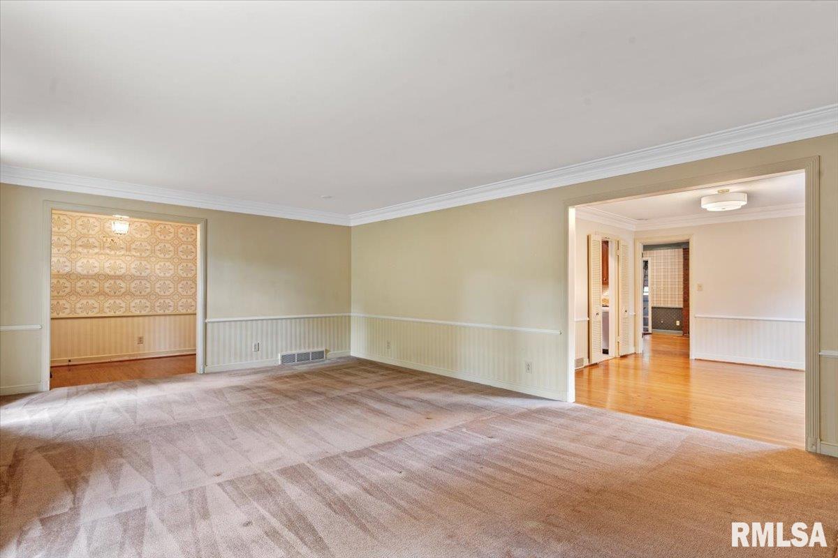 2148 Huntleigh Road Springfield, IL 62704 - Photo 8 of 40