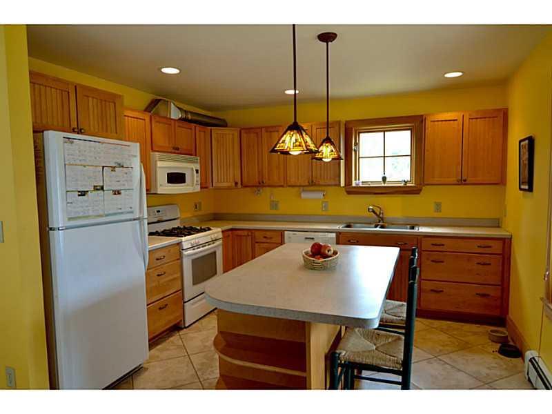 94 Echo Road Brunswick, ME 04011 - Photo 3 of 24 Kitchen.
