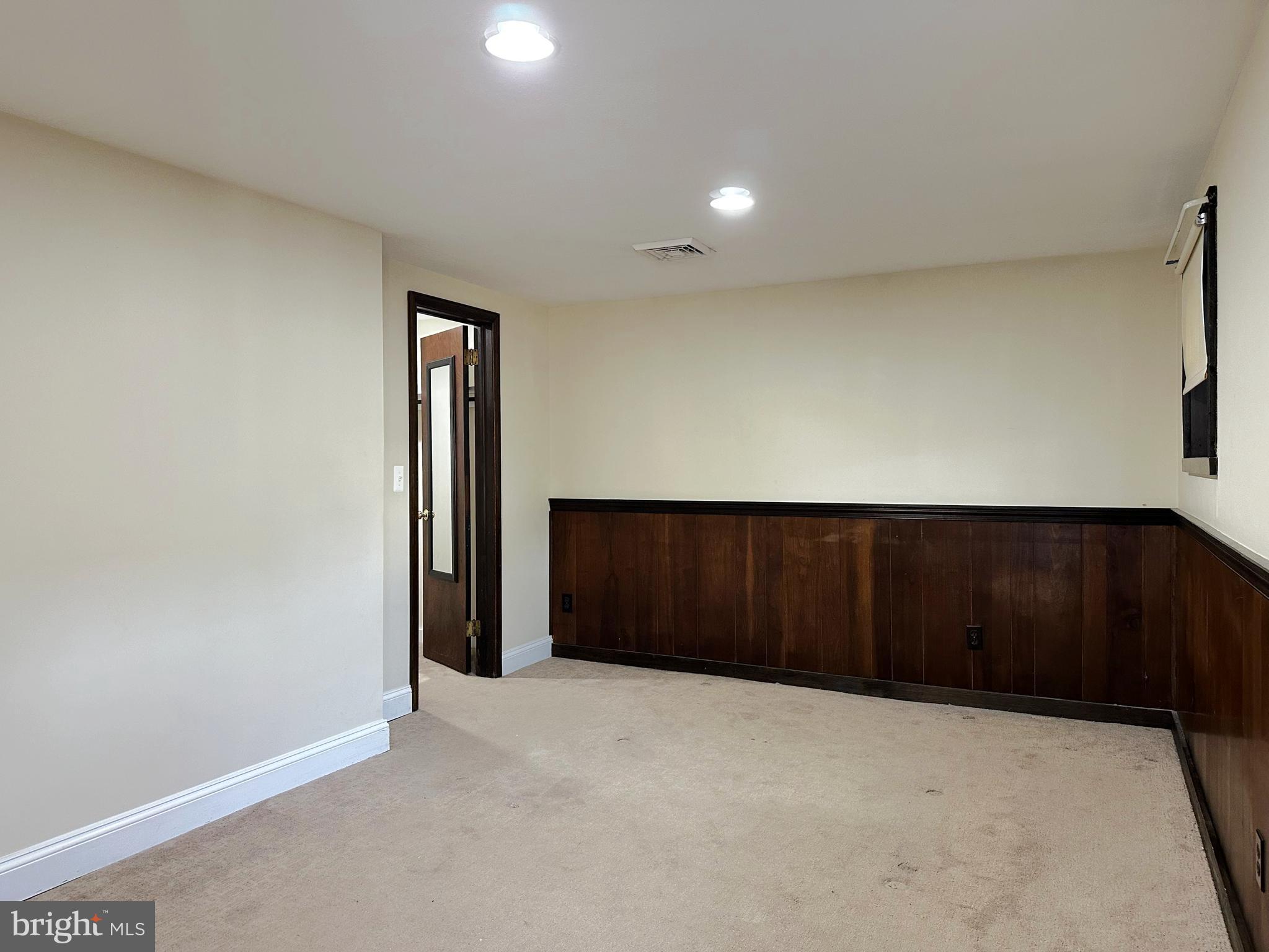 1015 A Magazine Road Green Lane, PA 18054 - Photo 11 of 26 an empty room with closet