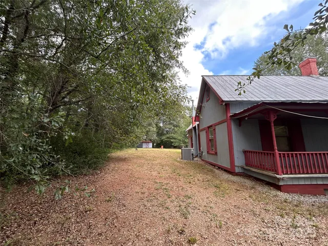 $129,000 | 345 South Pea Ridge Road, Mooresboro, NC 28114