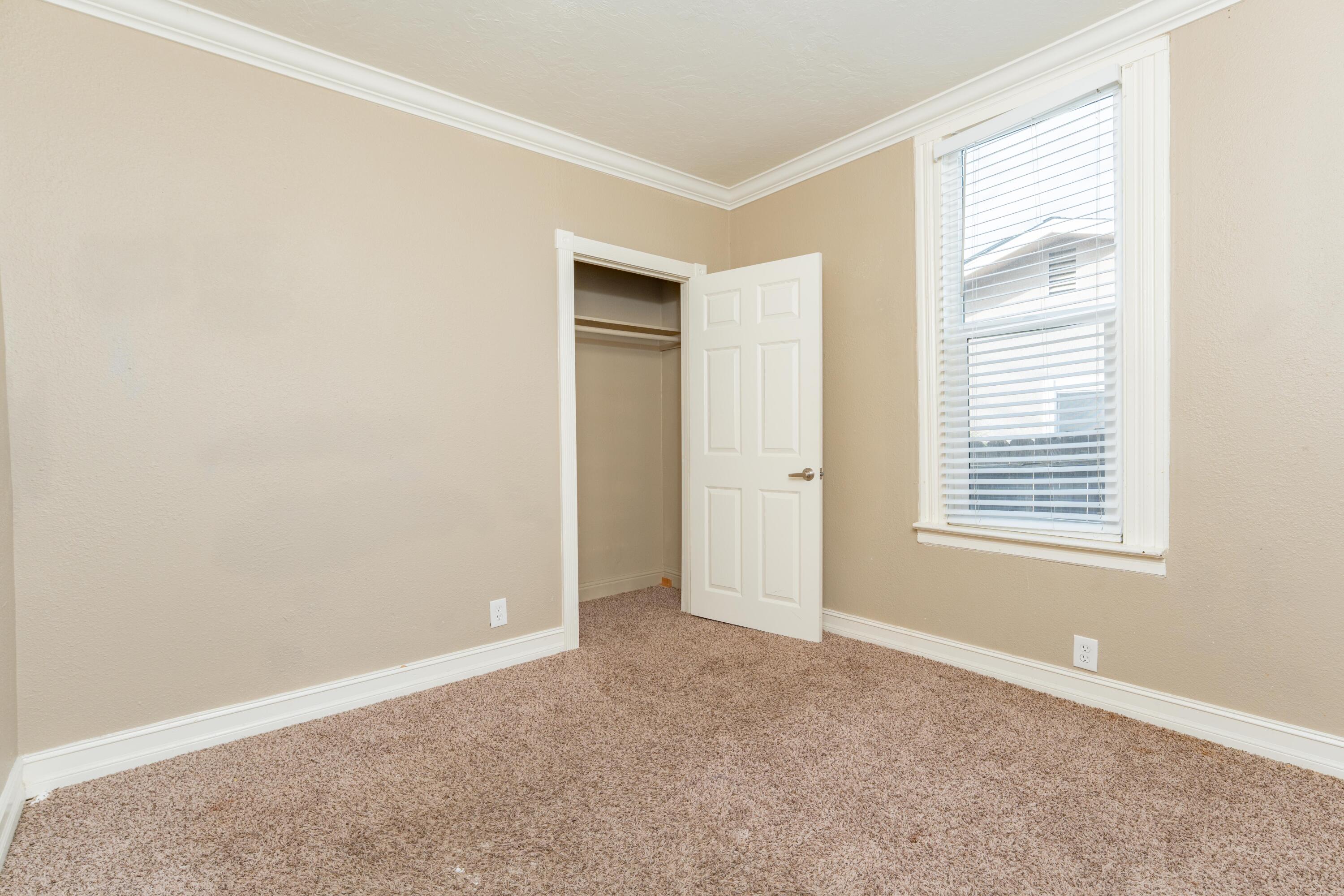 533 South Kaweah Avenue Exeter, CA 93221 - Photo 14 of 39