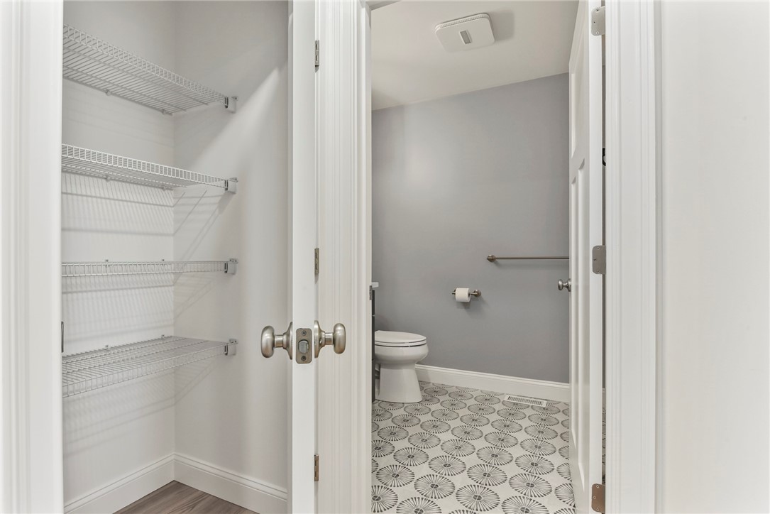 95 Honeysuckle Road Warwick, RI 02888 - Photo 17 of 42