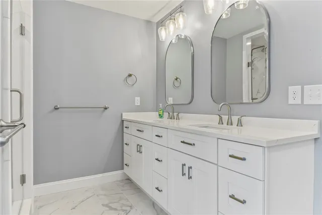 $4,500 | 95 Honeysuckle Road, Warwick, RI 02888