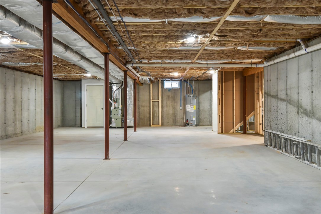 95 Honeysuckle Road Warwick, RI 02888 - Photo 35 of 42