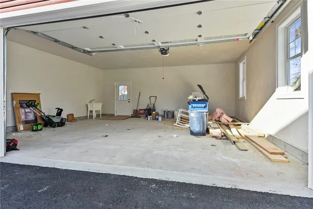 $4,500 | 95 Honeysuckle Road, Warwick, RI 02888