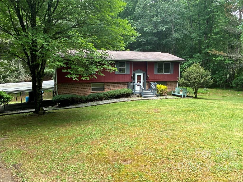 1375 See Off Mountain Road Brevard, NC 28712 - Photo 2 of 19 Gallery Image 2