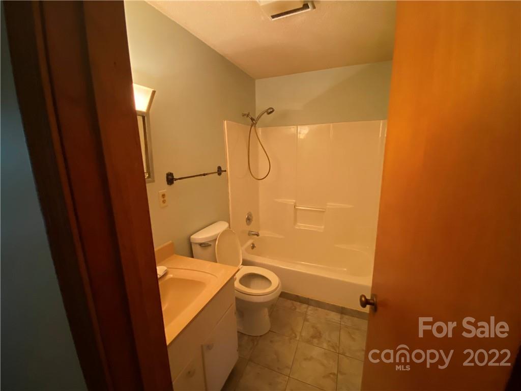 1375 See Off Mountain Road Brevard, NC 28712 - Photo 5 of 19 Gallery Image 5