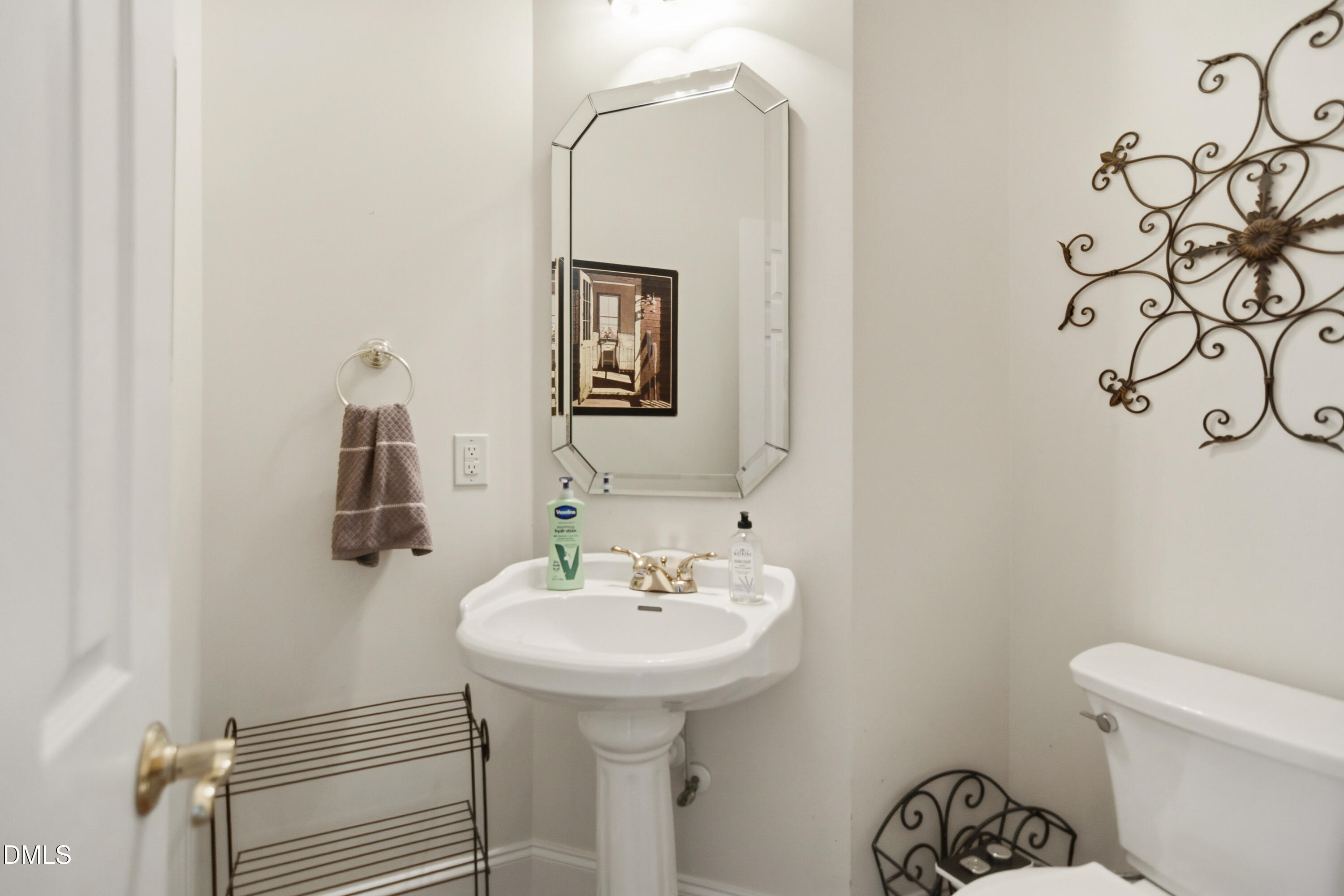1341 Laneridge Court Raleigh, NC 27603 - Photo 16 of 32